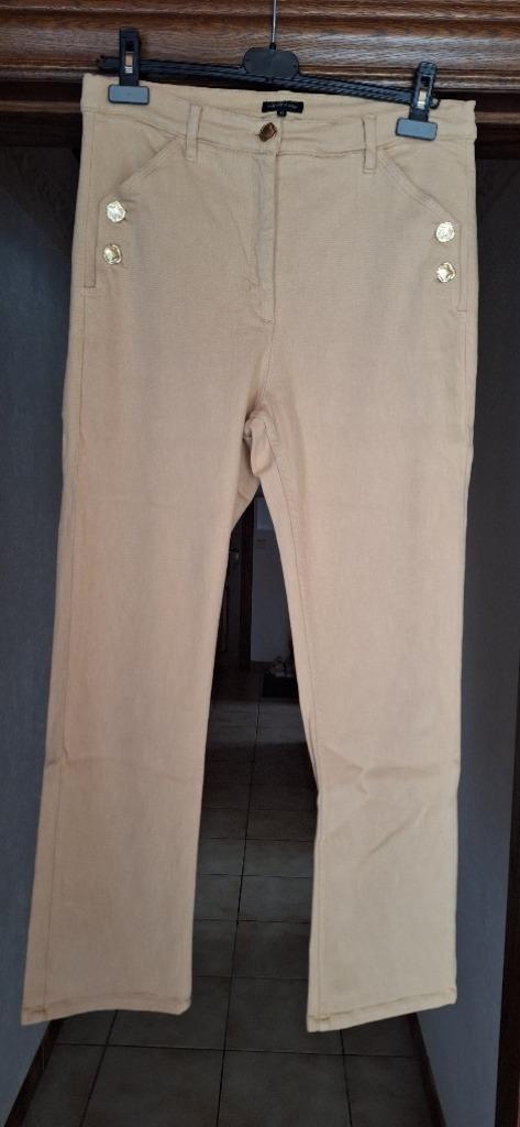 Caroline Biss broek maat 42, Kleding | Dames, Broeken en Pantalons, Nieuw, Maat 42/44 (L), Beige, Verzenden