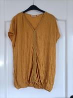 2 damesshirts- en broeken, Kleding | Dames, T-shirts, Ophalen of Verzenden, Zo goed als nieuw, Maat 42/44 (L)
