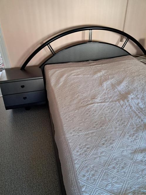 Grijze slaapkamer, Huis en Inrichting, Slaapkamer | Complete slaapkamers, Gebruikt, Ophalen