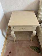 Table2 de chevet en bois écru, 45 à 65 cm, Enlèvement, Utilisé, 55 à 70 cm