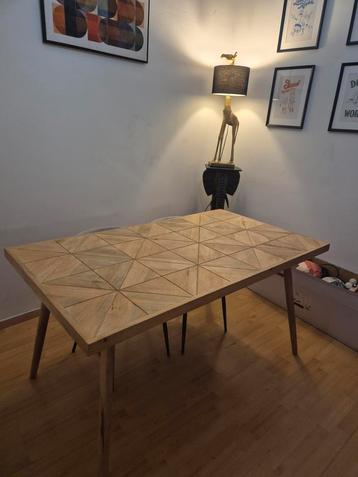 Table à dîner, Maison & Meubles, Tables | Tables à manger, Comme neuf
