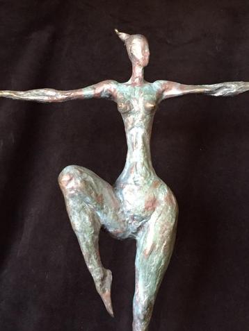 Bronzen vrouw Milo 52cm!! groot abstract zuiver brons beschikbaar voor biedingen