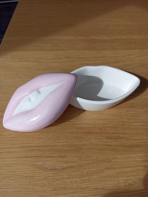 Bouche lèvres roses, Huis en Inrichting, Woonaccessoires | Overige, Zo goed als nieuw, Ophalen of Verzenden