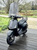 Vespa Sprint Matt Zwart A Klasse, Fietsen en Brommers, Ophalen, Zo goed als nieuw