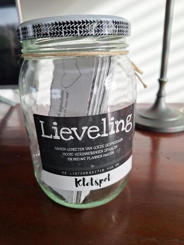 kletspot (lieveling) beschikbaar voor biedingen