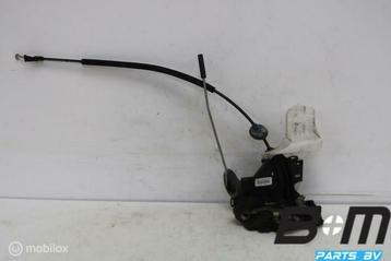 Portierslot rechtsvoor VW Caddy 3B1837016 beschikbaar voor biedingen