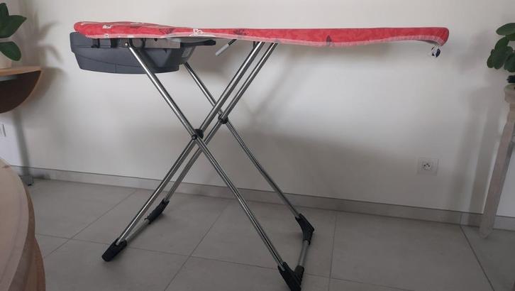 Laura Star stoomstrijkijzer, Elektronische apparatuur, Strijkijzers en Strijkplanken, Gebruikt, Strijkijzer met snoer, Ophalen