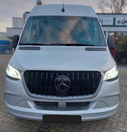 AMG sport grill glans zwart Mercedes Sprinter 2018 - 2024 W9, Auto diversen, Tuning en Styling, Ophalen of Verzenden