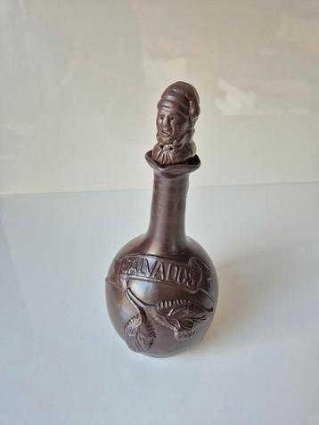 Bouteille décorative vintage CALVADOS – céramique brune beschikbaar voor biedingen