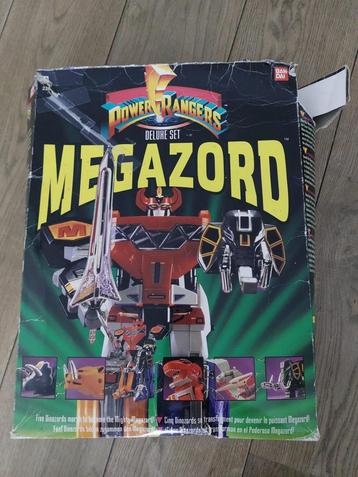 Vintage Bandai 2260 Power Rangers Deluxe Megazord Action Fig beschikbaar voor biedingen