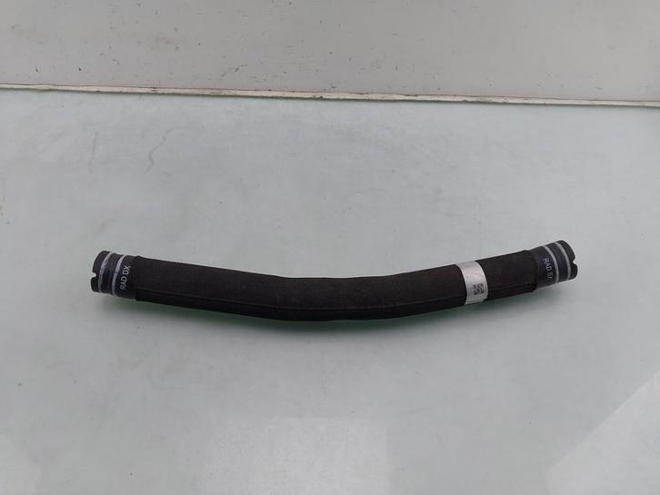 RADIATEURSLANG Ferrari 296 GTS (01-2021/-) (|953345|), Auto-onderdelen, Airco en Verwarming, Ferrari, Gebruikt