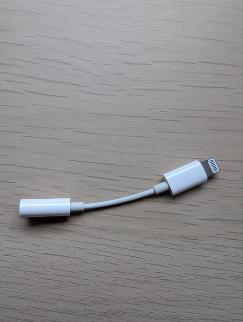 Lightning to 3.5 mm Headphone/AUX Adapter 5cm, Telecommunicatie, Mobiele telefoons | Telefoon-opladers, Zo goed als nieuw, Ophalen of Verzenden