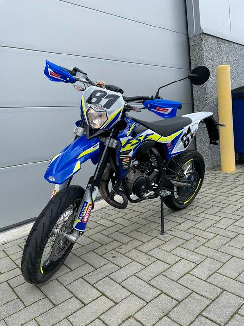 Sherco 50SM-RS Factory, Vélos & Vélomoteurs, Cyclomoteurs | Derbi, Comme neuf, Classe B (45 km/h)