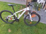 MTB Dames Rockrider ST100 27,5 inch S, Fietsen en Brommers, Ophalen, Zo goed als nieuw