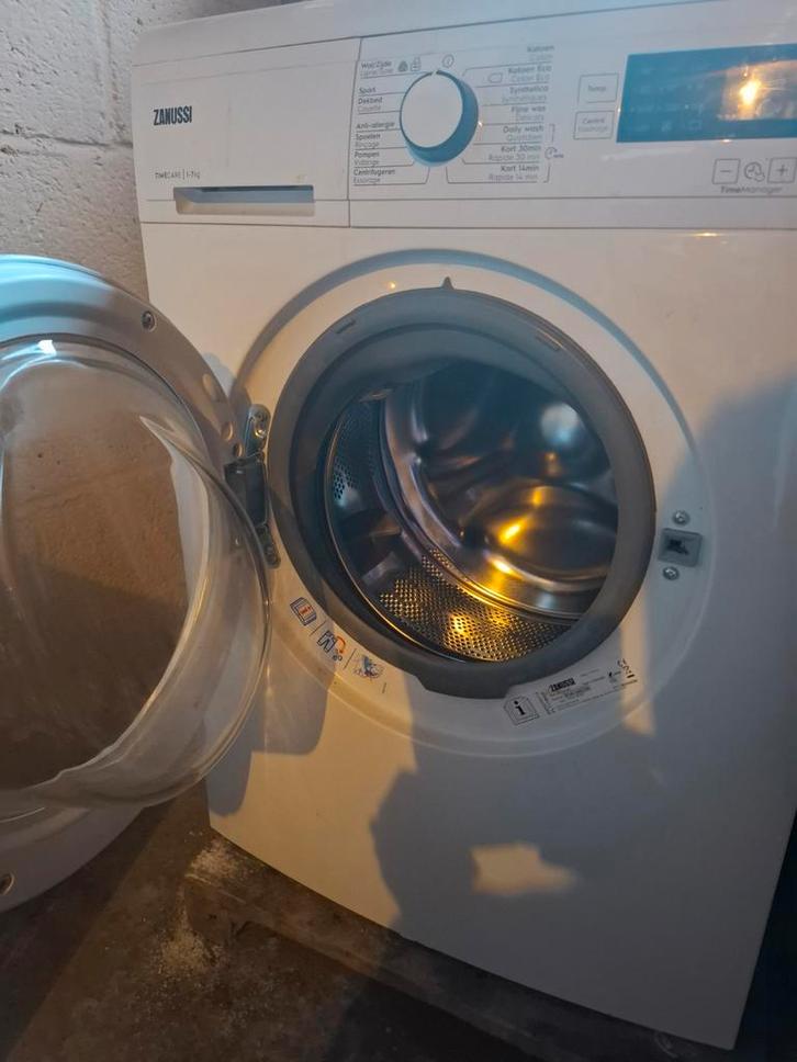 Machine à laver blanche Siemsens, assez récente, qui fonctio, Electroménager, Lave-linge, Enlèvement