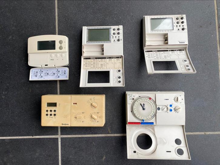 Thermostaten met klokprogramma, Doe-het-zelf en Bouw, Thermostaten, Ophalen of Verzenden