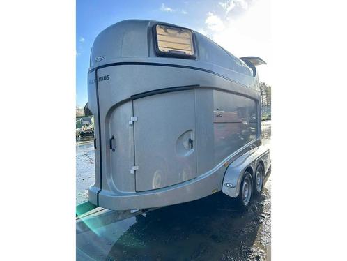 2009 Humbaur Maximus 2400 2 paarden trailer, Dieren en Toebehoren, Paarden en Pony's | Trailers en Aanhangwagens, Gebruikt, Overige typen