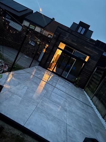 Terrastegels 90x90  6,5m2 beschikbaar voor biedingen