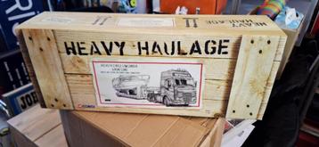 Corgi Heavy Haulage Series Volvo FH Low Loader & Boot 1:50 beschikbaar voor biedingen