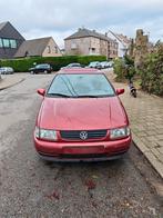 Volkswagen Polo open air – Année 2000, Auto's, Volkswagen, Euro 2, Handgeschakeld, Particulier, Rood