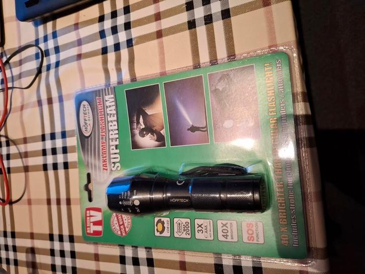 Superbeam zaklamp, Caravans en Kamperen, Zaklampen, Nieuw, Ophalen