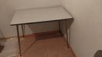 Mooie retro tafel met 4 stoelen, Huis en Inrichting, Stoelen, Ophalen, Zo goed als nieuw, Vier, Grijs