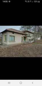Huis te renoveren in BULGARIJE dorp SADINA  met 1600 grond, Dorp