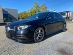Mercedes A180 benzine AMG LINE  automaat, Auto's, Euro 6, Zwart, Leder, Start-stop-systeem