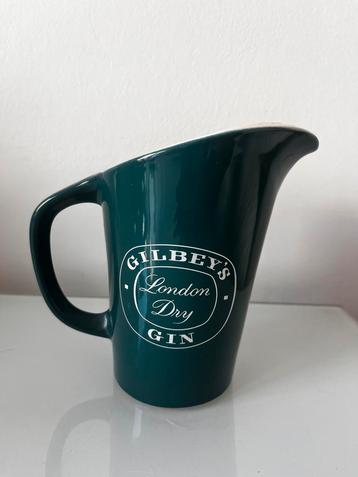 Gilbey’s scotch/gin water kan 1L perfect beschikbaar voor biedingen