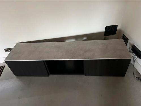 Bovenblad betonlook ikea Besta - NIEUW, Huis en Inrichting, Kasten | Overige, Nieuw, Ophalen