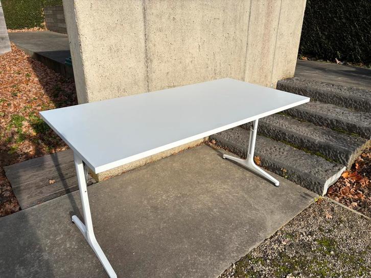 Bureau Wilkhahn MaX46, Huis en Inrichting, Bureaus, Zo goed als nieuw, Bureau, Ophalen