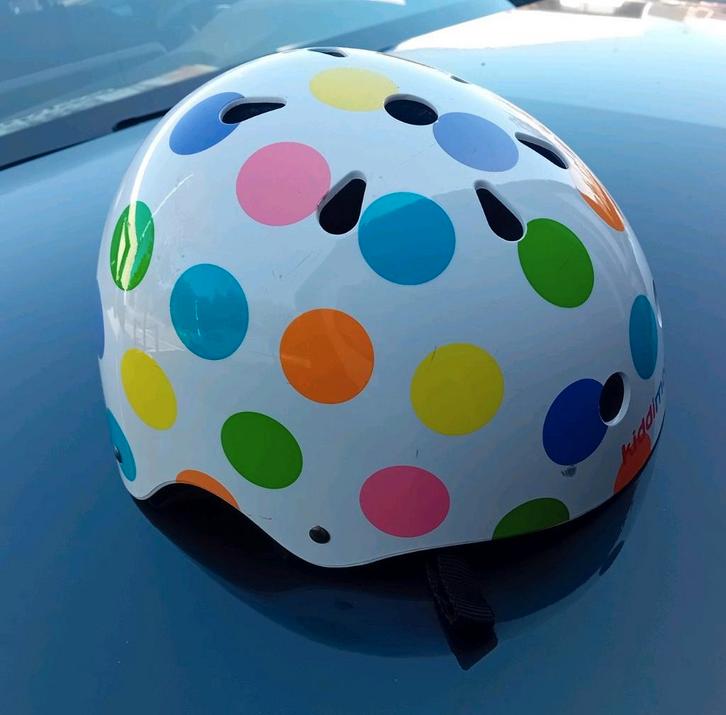 Fietshelm - helm meisje Kiddimoto NIEUWPRIJS 39,90€, Fietsen en Brommers, Fietsaccessoires | Fietshelmen, Zo goed als nieuw, Meisje