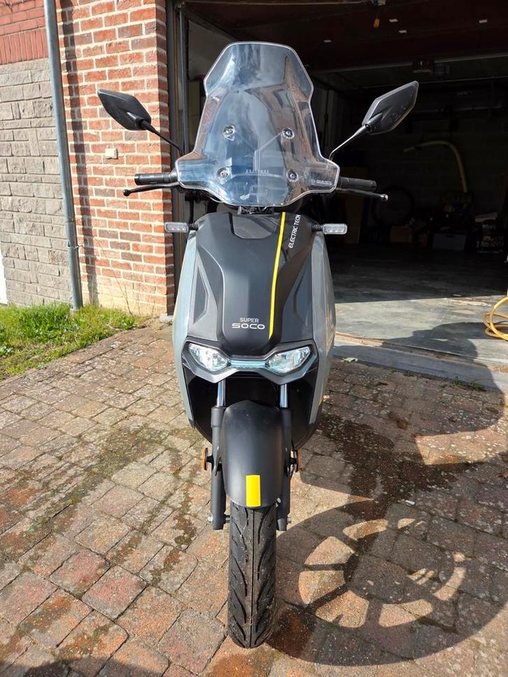 Super Soco CPX électrique 125cc, Fietsen en Brommers, Scooters | Overige merken, Zo goed als nieuw, Elektrisch, Ophalen