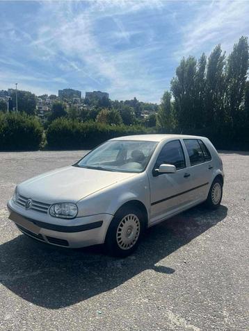 VW Golf 4 / 1.6  Essence prêt à immatriculer beschikbaar voor biedingen