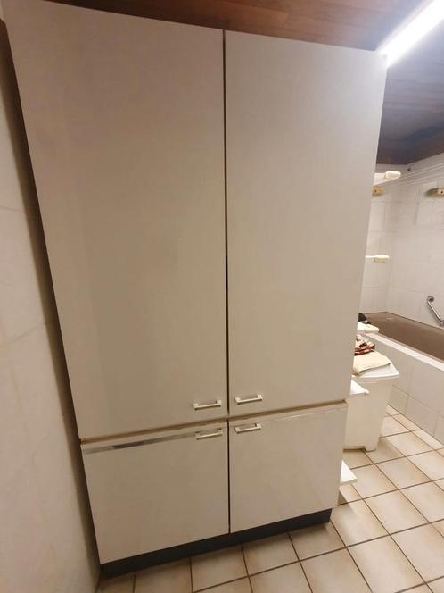 Grote opbergkast / linnenkast – wit – 4 deuren, Huis en Inrichting, Kasten | Roldeurkasten en Archiefkasten, Gebruikt, Ophalen