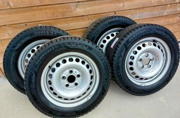 Vw transporter t5 t6 t6.1 winterbanden/velgen 5x120  beschikbaar voor biedingen