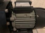 Pompe piscine GRE PP151 1.5cv 22m3 neuve, Bricolage & Construction, Moteurs, Enlèvement ou Envoi, Neuf