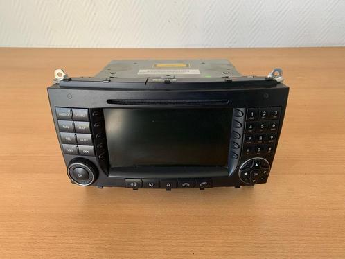 mercedes CLK W209 radio navigatie A2098205489 W203 c-klasse, Auto diversen, Autoradio's, Ophalen of Verzenden