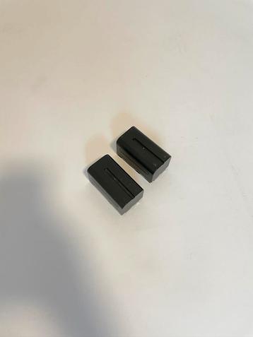 2x batterij (NP-F770/NP-F750) beschikbaar voor biedingen