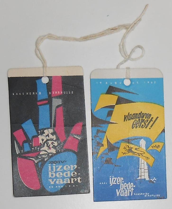 2 Herkenningstekens IJzerbedevaart Diksmuide 1961 – 1962, Verzamelen, Militaria | Algemeen, Overige soorten, Embleem of Badge