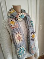 Extra lange en warme granny square sjaal, Kleding | Dames, Mutsen, Sjaals en Handschoenen, Verzenden, Sjaal