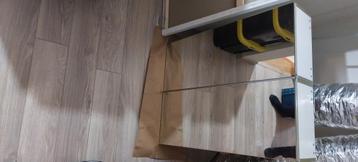 Badkamer spiegelkast beschikbaar voor biedingen