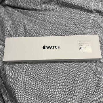 Apple Watch SE - 44mm - GPS  Perfecte Staat beschikbaar voor biedingen