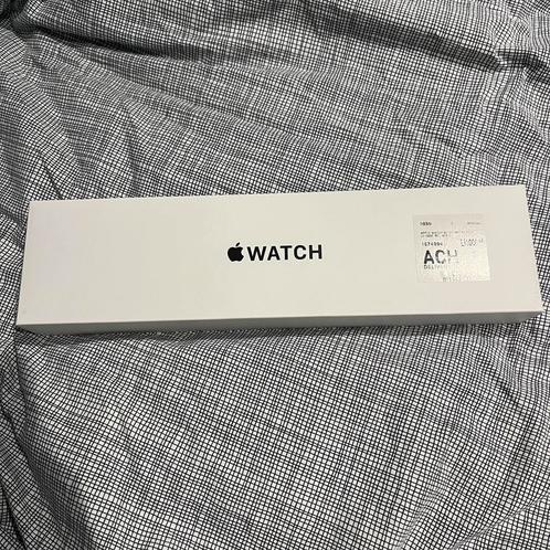 Apple Watch SE - 44mm - GPS  Perfecte Staat, Handtassen en Accessoires, Smartwatches, Gebruikt, iOS, Blauw, Afstand, Conditie