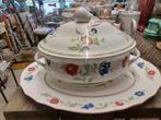 Grand légumier et plat ovale Villeroy et Boch Décor : Persia