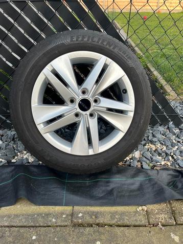 Orginele velgen volkswagen golf 8 beschikbaar voor biedingen