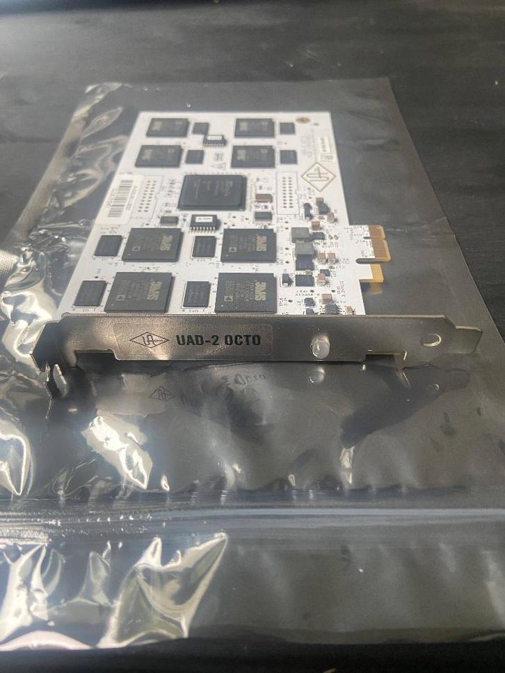 Universal Audio UAD-2 PCIe - OCTO Core, Computers en Software, Geluidskaarten, Zo goed als nieuw, Intern, Ophalen