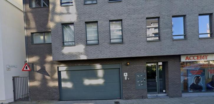 Autostaanplaats te huur - Berchem, Immo, Garages en Parkeerplaatsen, Antwerpen (stad)