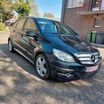 Wagen in goede staat te koop. Prijs overeen te komen., Auto's, Mercedes-Benz, Voorwielaandrijving, Parkeersensor, 1600 cc, Leder en Stof