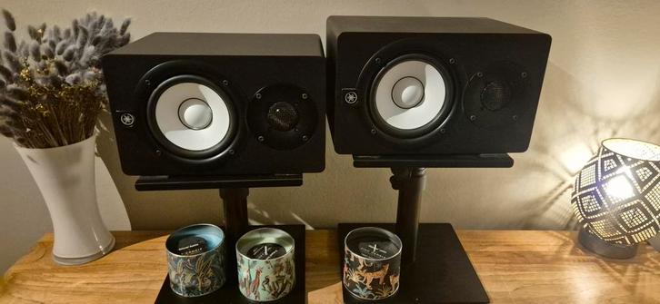 Yamaha HS 5 + Desk stand  + 802S 8 channel mengpaneel, Audio, Tv en Foto, Luidsprekerboxen, Nieuw, Ophalen of Verzenden